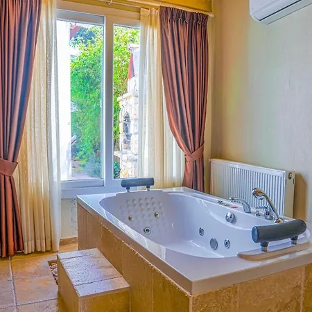 Villa Amie Villa *